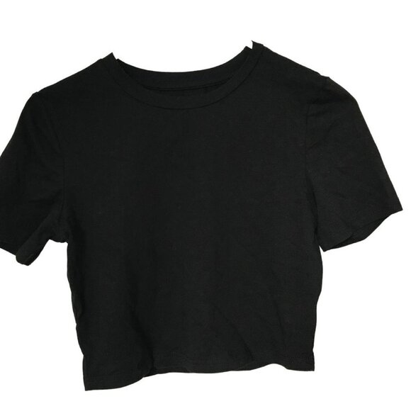 Bundle of 2 Crop Top Black Short Sleeve Tee Size Small - Picture 2 of 2